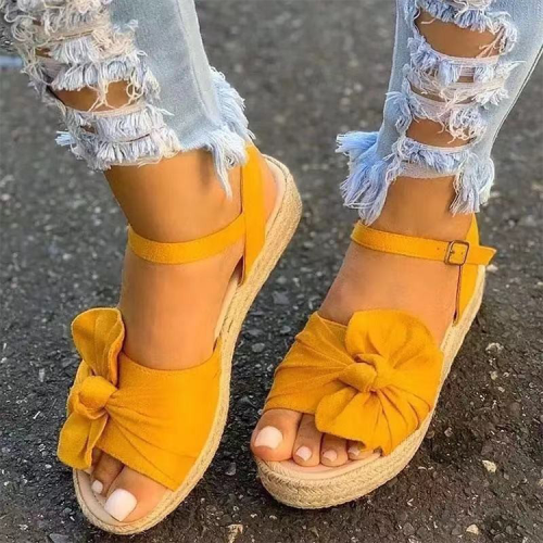 Sapatos de porta aberta com junta oca amarela casuais