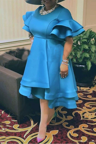 Vestido azul-claro fashion sólido com babados decote oco irregular