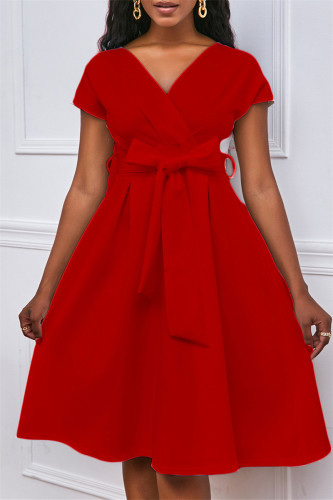 Röd Mode Casual Solid med bälte V-ringad kortärmad klänning