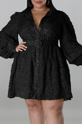Boucle décontractée en patchwork solide noire avec robe chemise à col rabattu à ceinture Robes de grande taille