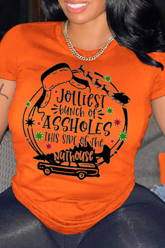 Camisetas laranja com estampa de festa e patchwork letra O no decote