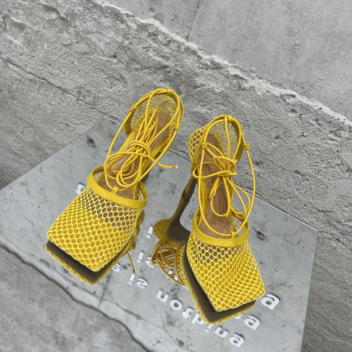 Sapatos de couro amarelo limão sexy patchwork com porta fechada